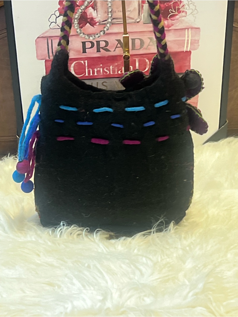 Rising Tide hand. made Black & Purple wool Felt Flower Shoulder Bag - Picture 7 of 11